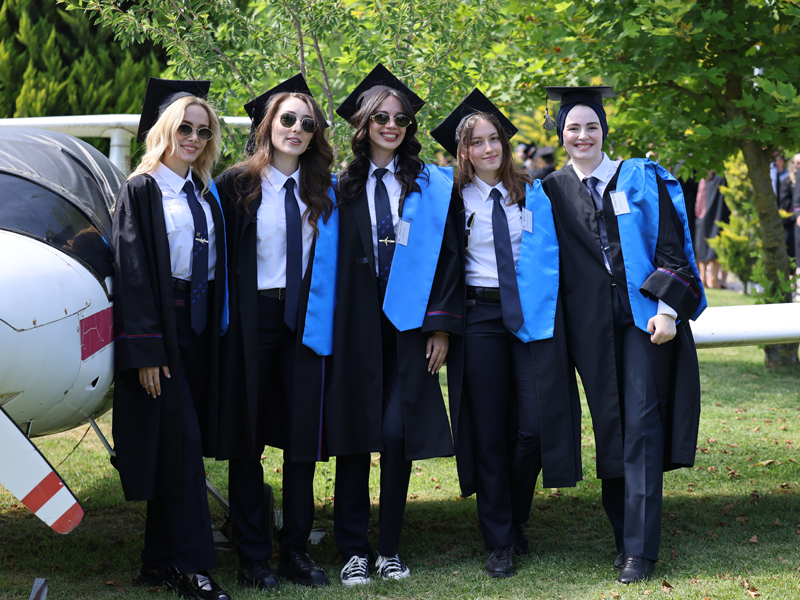 alumni5